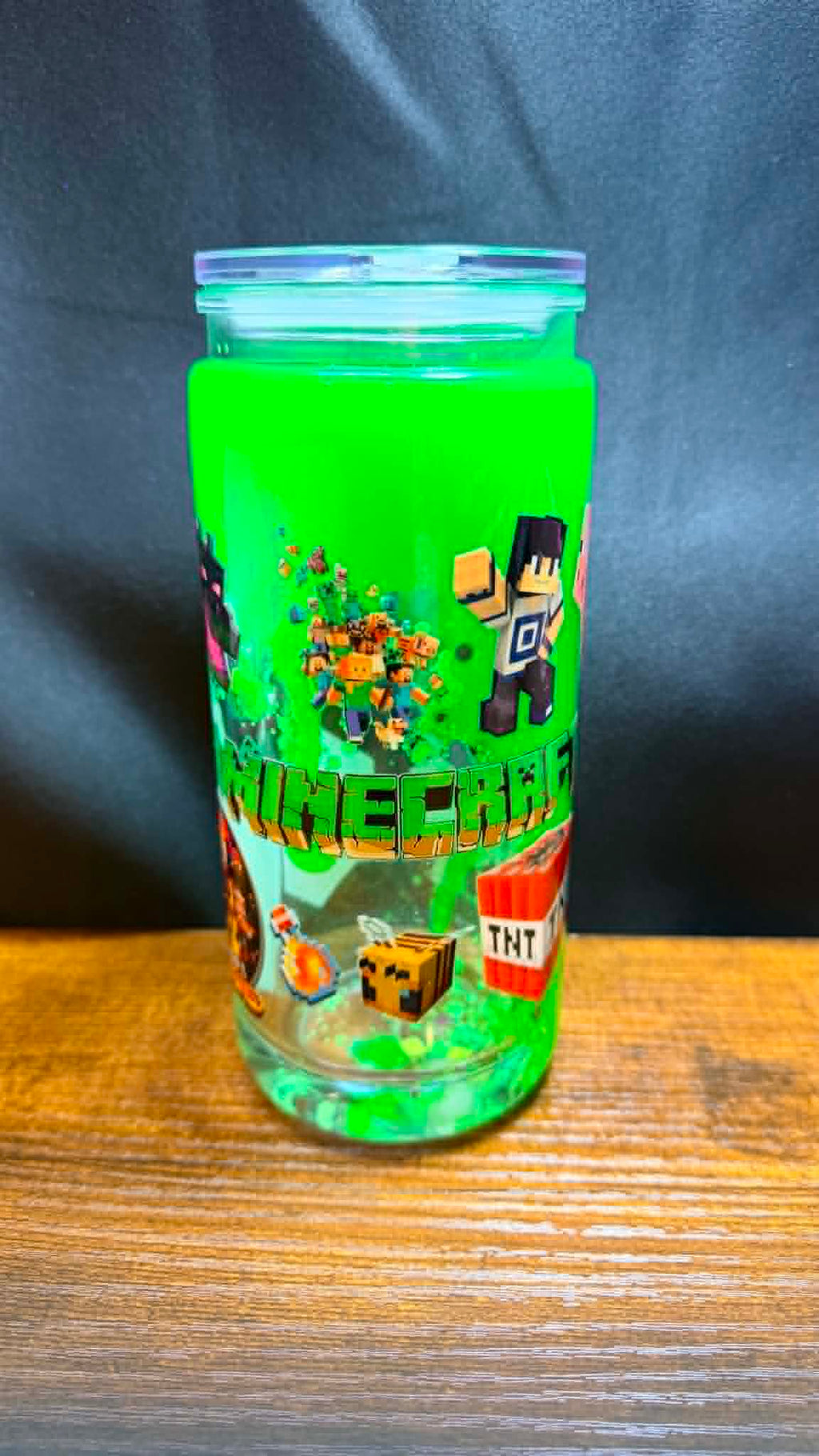 PRE-MADE 20OZ ACRYLIC SNOW GLOBE REG