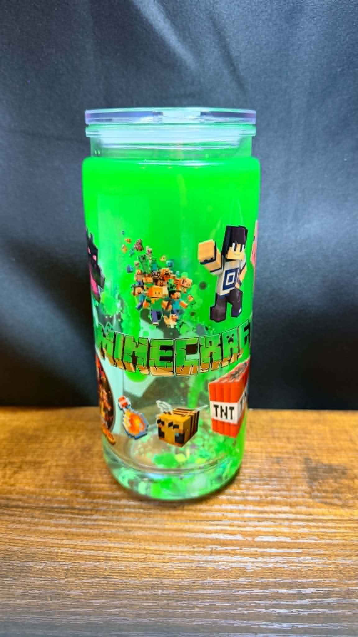 PRE-MADE 20OZ ACRYLIC SNOW GLOBE REG