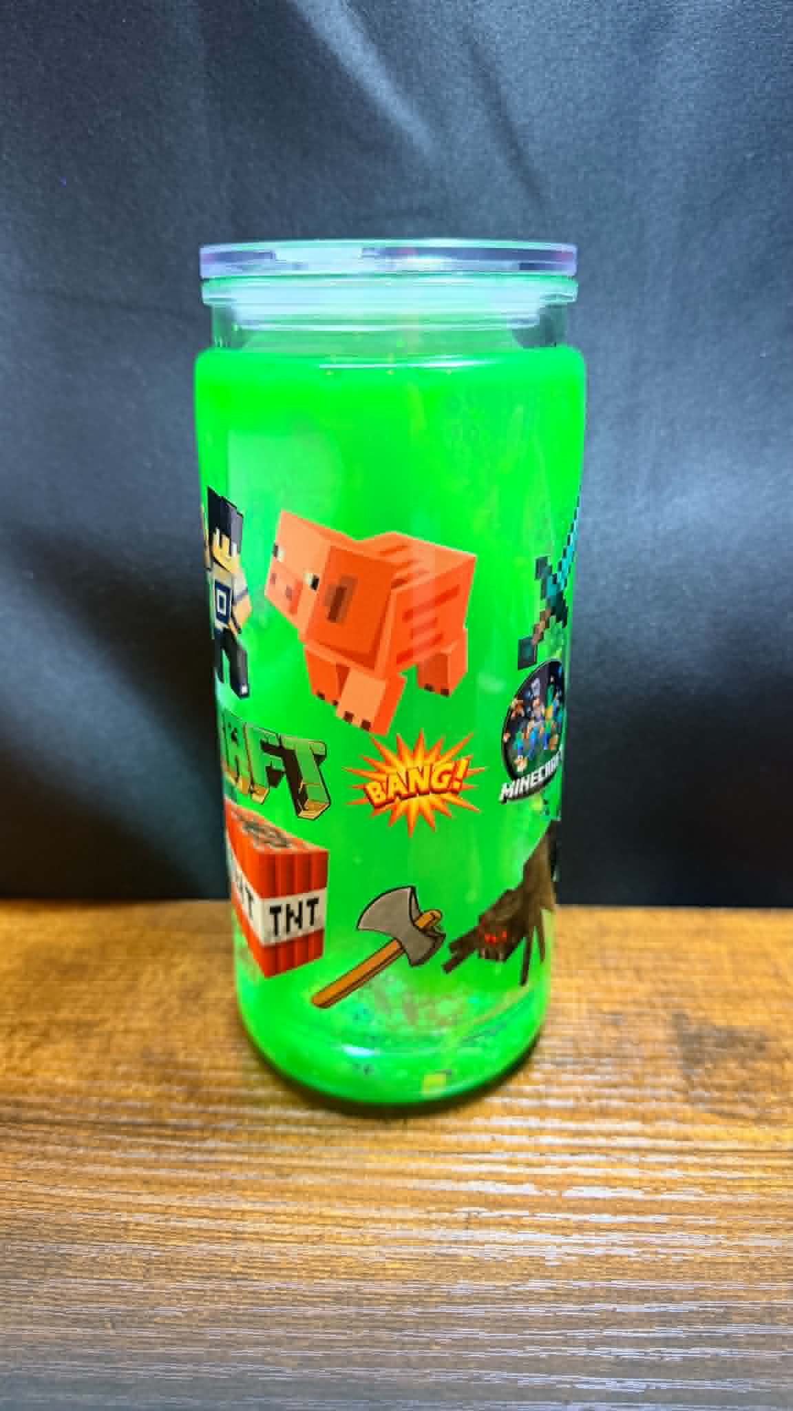 PRE-MADE 20OZ ACRYLIC SNOW GLOBE REG
